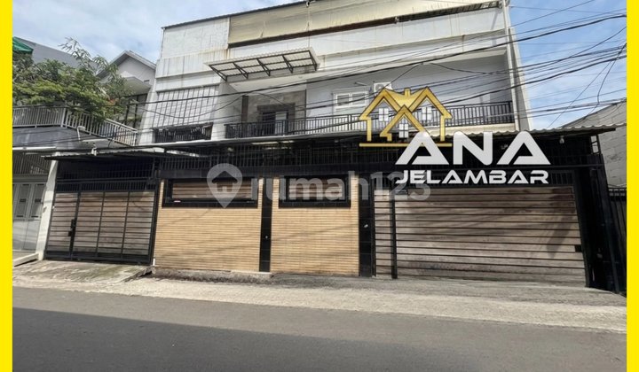 Ana Rumah 3Lt Luas 15X20m Lokasi Strategis Lingkungan Nyaman di Jelambar - * Good- Deal !!*