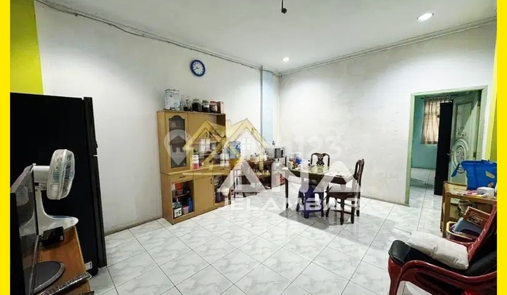 Ana Rumah 3.5lt Luas 4x16m Jalan Lebar Lokasi Strategis Di Jelambar - * Good- Deal!!*  2