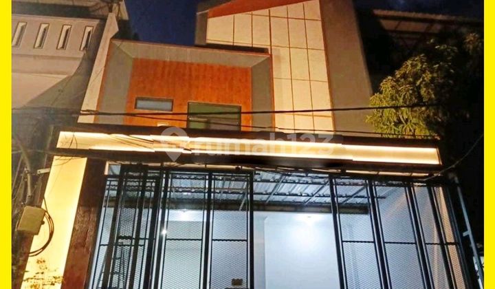 Ana Rumah Komp. Dutamas Luas 7X20m 2Lt Full Furnish di Jelambar - * Good- Deal !!*