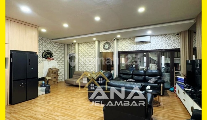 Ana Rumah Bagus 4.25Lt Luas 7.6X15m Furnish Lokasi Strategis di Jelambar - * Good- Deal !!* 1