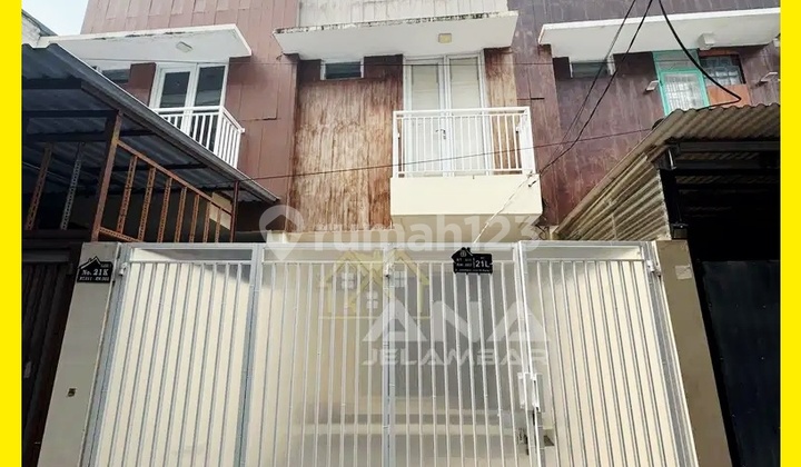 Ana Rumah Bagus Rapi 2lt Luas 4x9.5m Harga Dibawah 1m Tidak Bisa Masuk Mobil Di Jelambar - * Good- Deal !!*