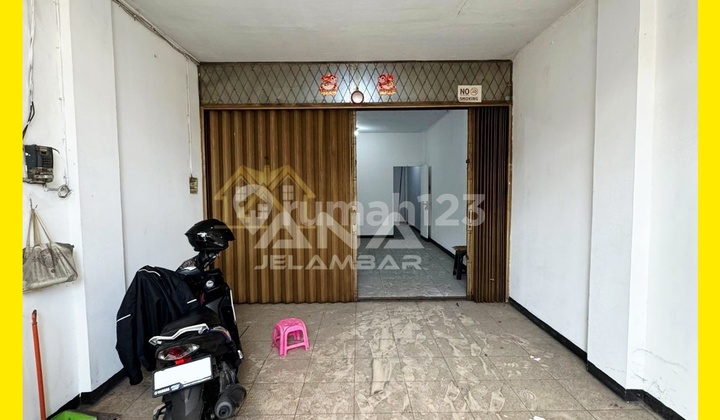 Ana Ruko 3.5Lt Luas 4.3X16m di Jalan Raya Jelambar - * Good- Deal!! * Ana Ruko 3.5Lt Luas 4.3X16m di Jalan Raya Jelambar - * Good- Deal!! *