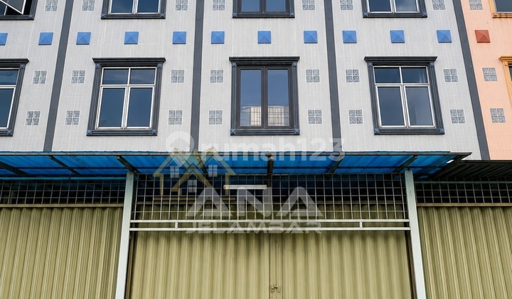 Ana Ruko Gandeng 3.5Lt Luas 4X19m Jln 2 Mobil, Ada 5 Unit di Jelambar - * Good- Deal !!* Ana Ruko Gandeng 3.5Lt Luas 4X19m Jln 2 Mobil, Ada 5 Unit di Jelambar - * Good- Deal !!*