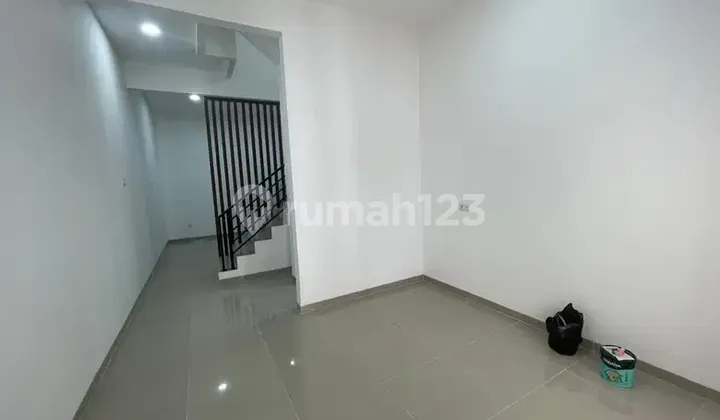 Ana New House 3.5lt Area 3.7x15m² Red Brick Building In Jelambar - *Good Deal!!* 2