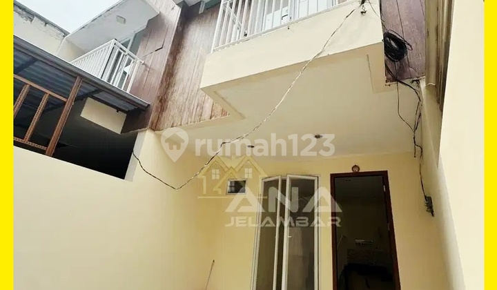 Ana Nice Tidy House 2 floors Area 4x9.5m Price Below 1m No Car Access In Jelambar - * Good Deal !!*