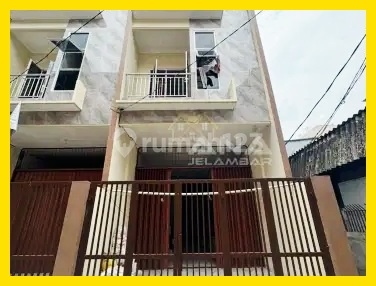 Ana New House 3.5 Floors Area 4X14m in Jelambar - *Good Deal!!*