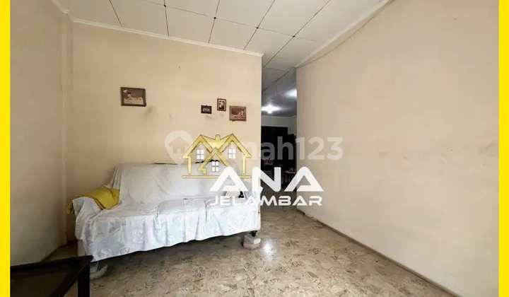Ana House 2flt Area 10x20m Cheap 17m per m2 In Jelambar - * Good Deal !!* 2