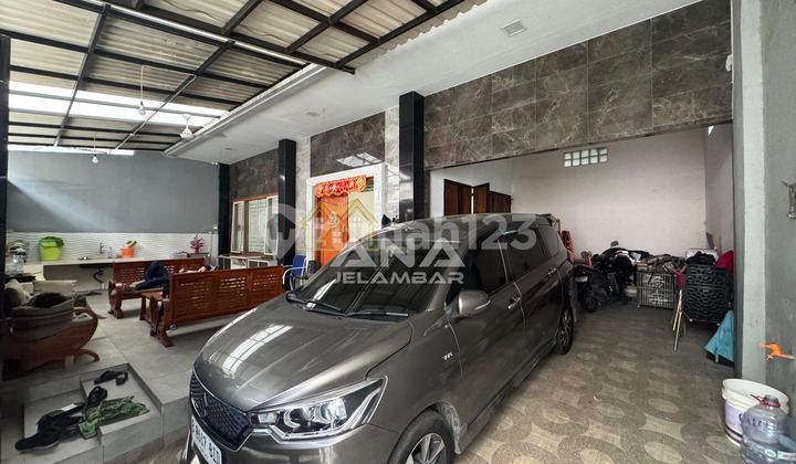 Ana Rumah Luas Uk 15X20m di Jelambar Ana Rumah Luas Uk 15X20m di Jelambar