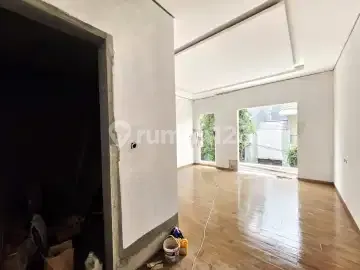 Ana Rumah Baru 3Lt Luas 5X15m Modern Minimalis Hadap Selatan di Taman Ratu, Kebon Jeruk - * Good- Deal !!* 2