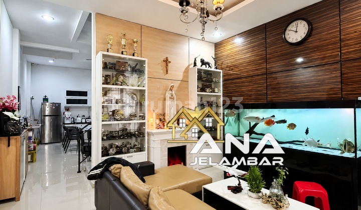 Ana Rumah di Kav Polri Luas 4.65X16m 3.5Lt Lingkungan Jelambar - * Good- Deal !!* Ana Rumah di Kav Polri Luas 4.65X16m 3.5Lt Lingkungan Jelambar - * Good- Deal !!*