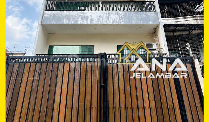Ana Nice House 4.25Lt Area 7.6X15m Furnished Strategic Location in Jelambar - *Good Deal!!* Ana Nice House 4.25Lt Area 7.6X15m Furnished Strategic Location in Jelambar - *Good Deal!!*
