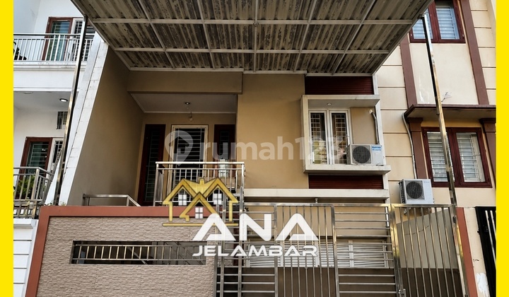 A House in Dutasquare Complex, Size 6x14m2, 3 Stories, Great Location, Flood-Free in Jelambar - *Good Deal!!*