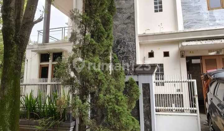 Di Jual Rumah Kawasan Elite Harga Menarik Di Jual Rumah Kawasan Elite Harga Menarik