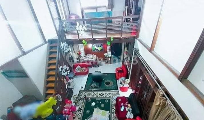 Dijual Rumah Hitung Tanah di Cikutra Baru