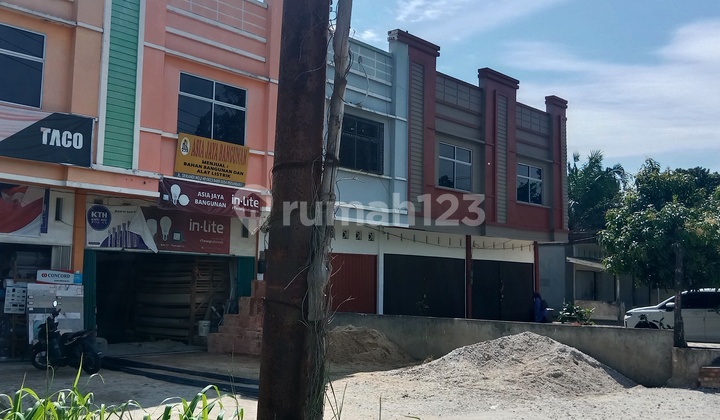 Shop House 2 Doors 2 Floors Beside Jl. Srikandi SHM 2