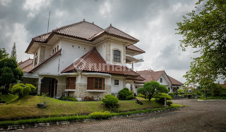 Rumah Luas 2 Kavling Full Furnished, di Pesona Merapi, Yogyakarta Rumah Luas 2 Kavling Full Furnished, di Pesona Merapi, Yogyakarta