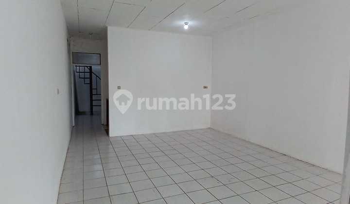 Disewakan Murah Ruko Pluit, Strategis, Aman 250M2 2.5Lantai