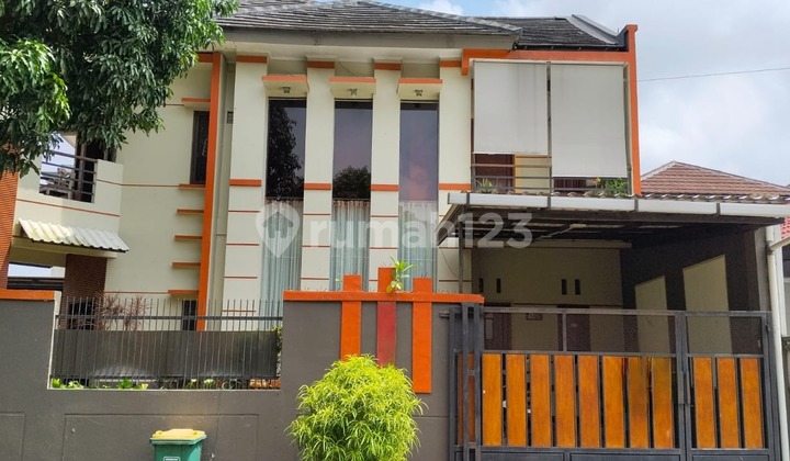 Rumah Hoek Strategis di Kencana Loka BSD Rumah Hoek Strategis di Kencana Loka BSD