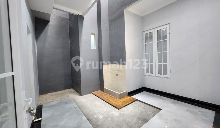 Nego Sampai Deal Rumah Cantik di Rempoa Dekat ke MRT Lebak Bulus