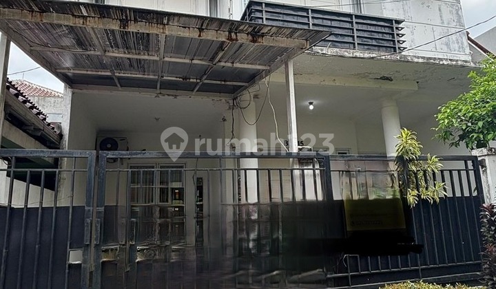 Rumah 2 Lantai Siap Huni SHM di Sektor 3 Bintaro Jaya Rumah 2 Lantai Siap Huni SHM di Sektor 3 Bintaro Jaya