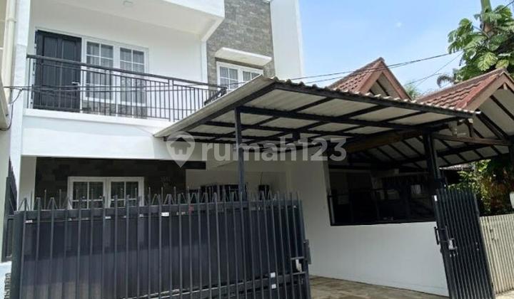 Rumah Bagus SHM Siap Huni di Bintaro Dekat Stan