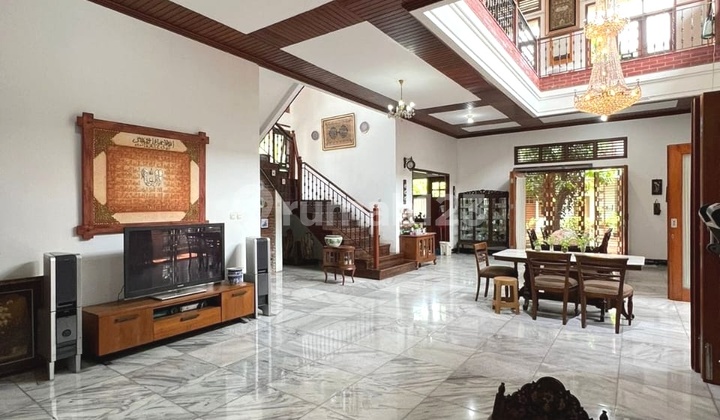 Rumah Mewah Strategis Siap Huni di Bintaro Jaya Rumah Mewah Strategis Siap Huni di Bintaro Jaya