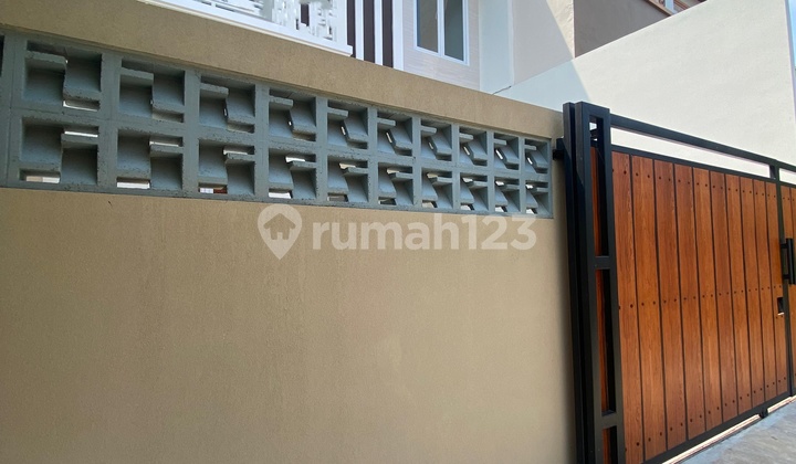 Rumah Bagus Dijual Cepat 5 Menit Tol Parigi Bintaro