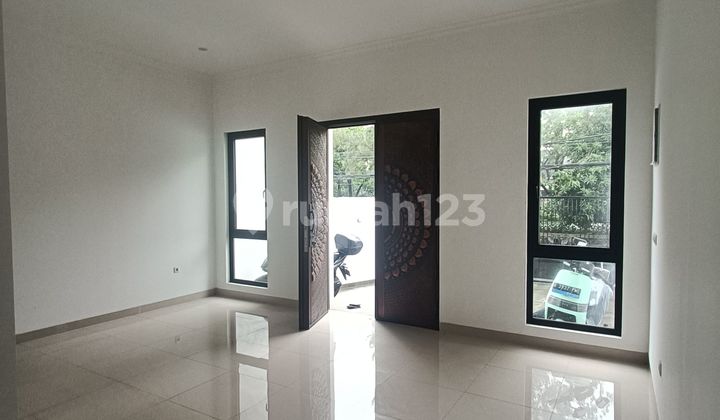 Rumah Baru Renovasi Pulomas Raya Siap Huni 2
