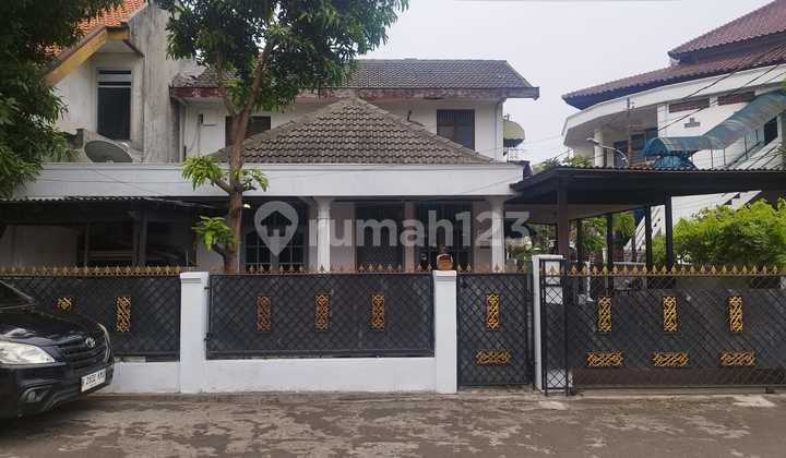 For Sale: Depkes Complex House in Kramatjati 2