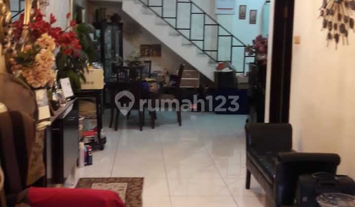 Rumah 2.5 Lantai Kopyor Timur Siap Huni 1