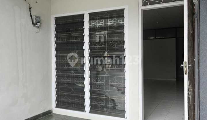 For Rent Yellow Janur House