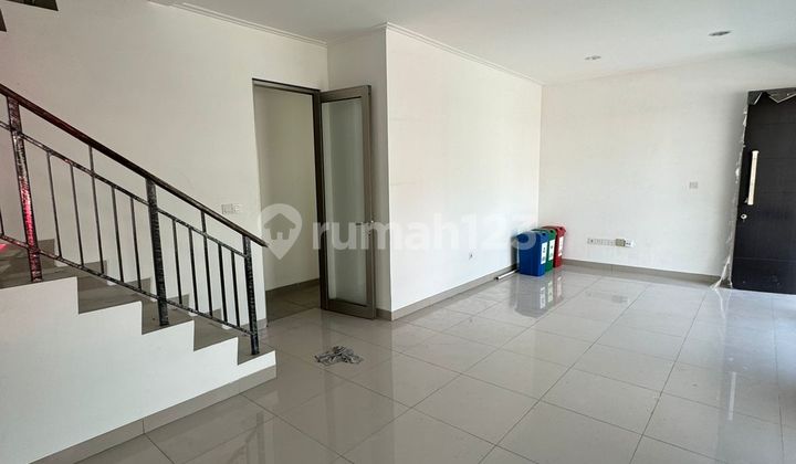 Disewakan Rumah Nyaman Pik 2 2