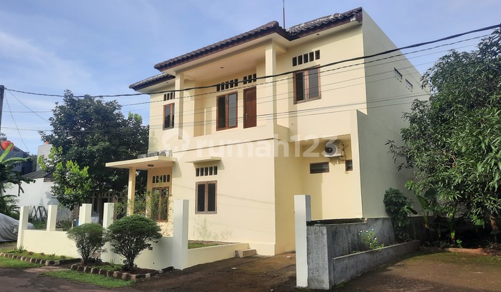 Large and Sturdy House in Grand Depok City 2