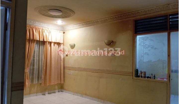 Disewakan Rumah Berdesign Modern di Kelapa Gading Dalam Komplek One Gate System