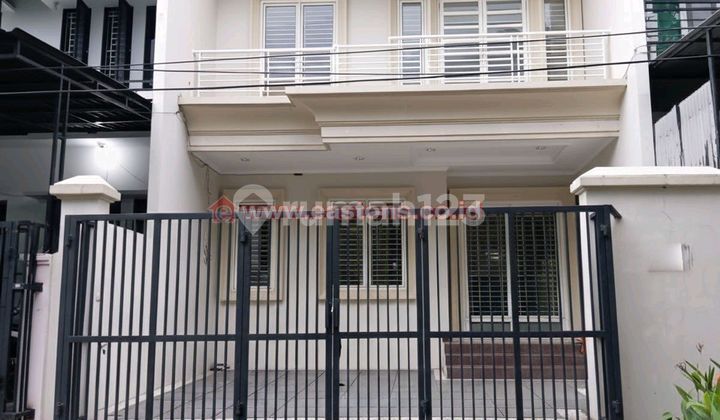 For Sale: BCS Complex House in Kelapa Gading, Luxurious, Green, Secure, Fully Renovated (Kg005072) For Sale: BCS Complex House in Kelapa Gading, Luxurious, Green, Secure, Fully Renovated (Kg005072)