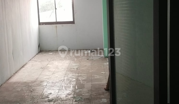 Disewakan Ruko Strategis 3 Lantai di Koja Cocok untuk Usaha Kuliner Dll Terltak di Jalan Raya Utama Besar