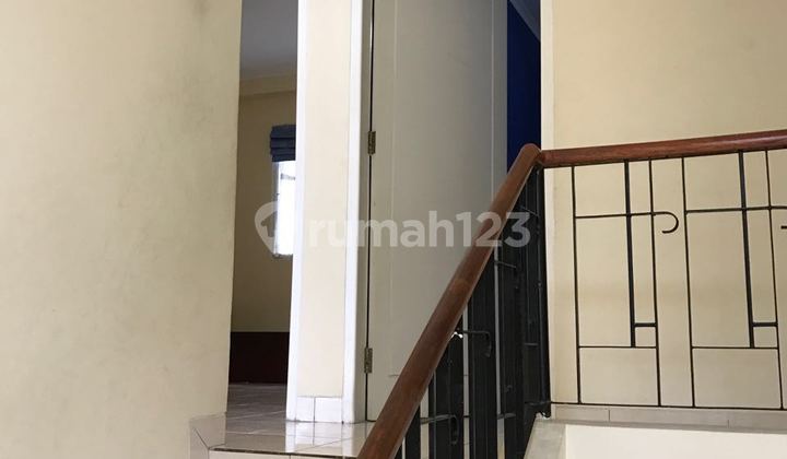 Dijual Rumah di Legenda Wisata Cibubur 2