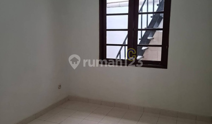 Dijual Rumah.dikota Wisata 2