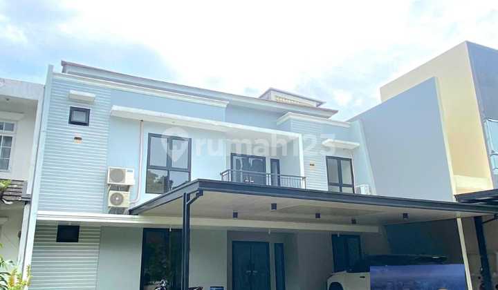 For Sale: Nice House, Neat and Move-in Ready.. In Front of a Park