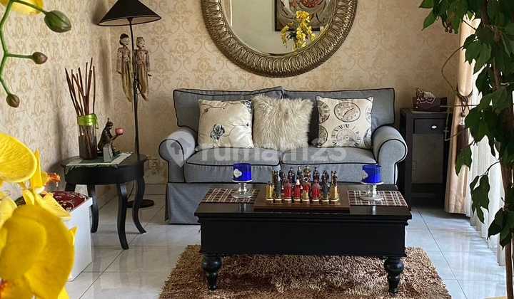 Dijual Rumah Mewah di Raffles Hills 2