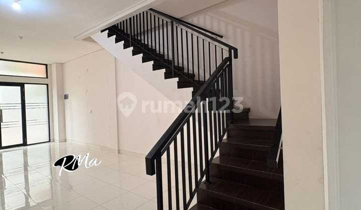 For Rent: Hook Shop, Neat. Ready to Use for Business & Office 2