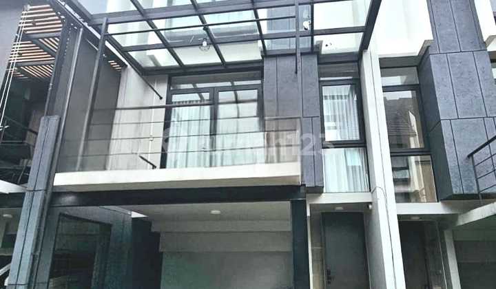 For Sale 3-Story House Like 5 (Split Level). Dijagakarsa. South Jakarta.