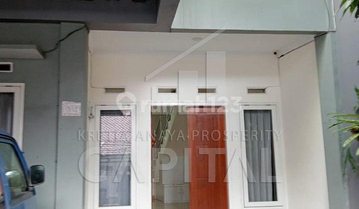 Strategic House in the Center of Cimahi City 1
