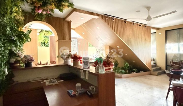 Fully Furnished Shop House Ready for a Promising Business in Kbp