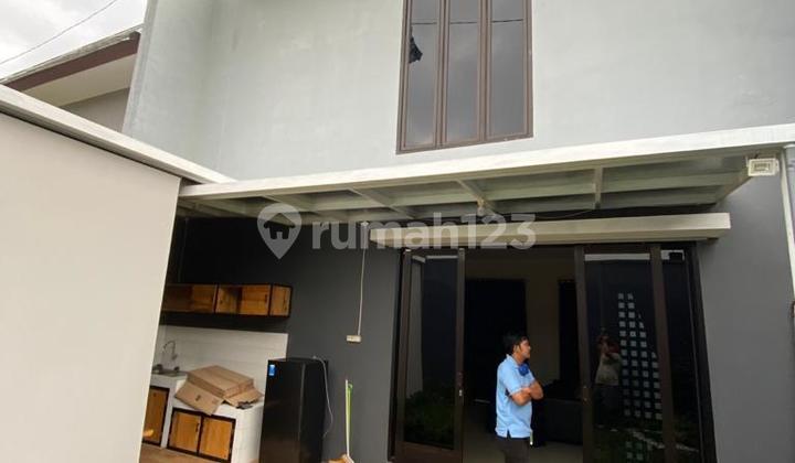 Dijual Rumah Rasa Villa di Tengah Kota Cimahi 2