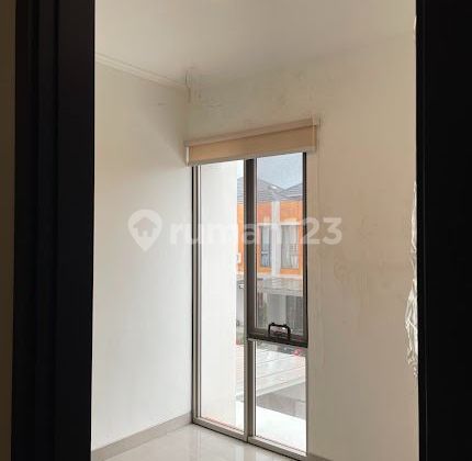 24. For Sale: 6X10 House in PIK 2, Well-Maintained and Neat 2