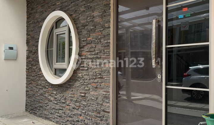 26. Dijual Rumah Pik 2 SHM Bagus Termurah dan Dekat Akses Tol 26. Dijual Rumah Pik 2 SHM Bagus Termurah dan Dekat Akses Tol