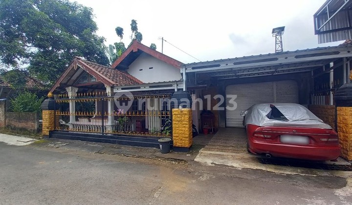 House Area 276 Square Meters Location Near Godean Wholesale Market, Sidoluhur, Sleman 2