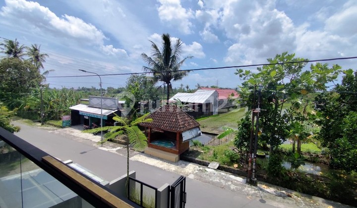 New & Fully Furnished House in Palgading Modern Residential Ready to Occupy Near Culinary Center, Sinduharjo, Ngaglik, Sleman