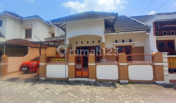 Hunian Asri & Strategis, Rumah Cantik di Dalam Perum Panggungharjo, Sewon, Bantul Hunian Asri & Strategis, Rumah Cantik di Dalam Perum Panggungharjo, Sewon, Bantul